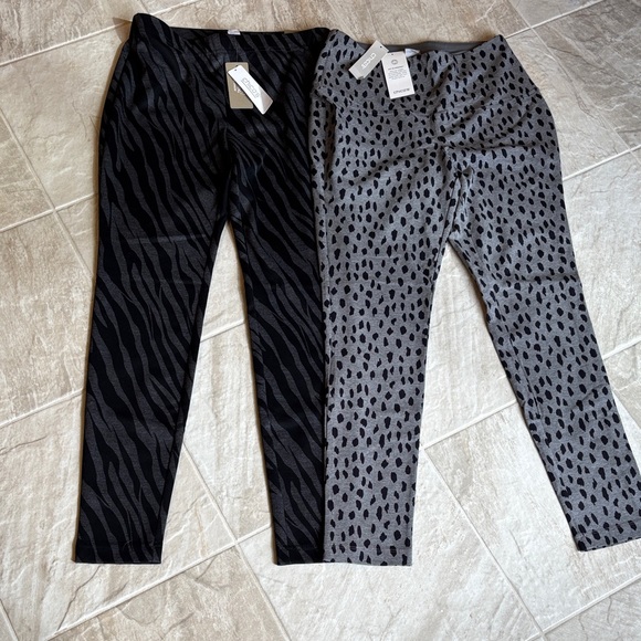 Chico's Pants - Chico's NWT Women's Black & Gray Animal Print Leggings Duo